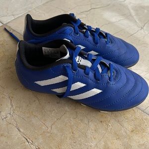 Adidas soccer cleats boys size 12